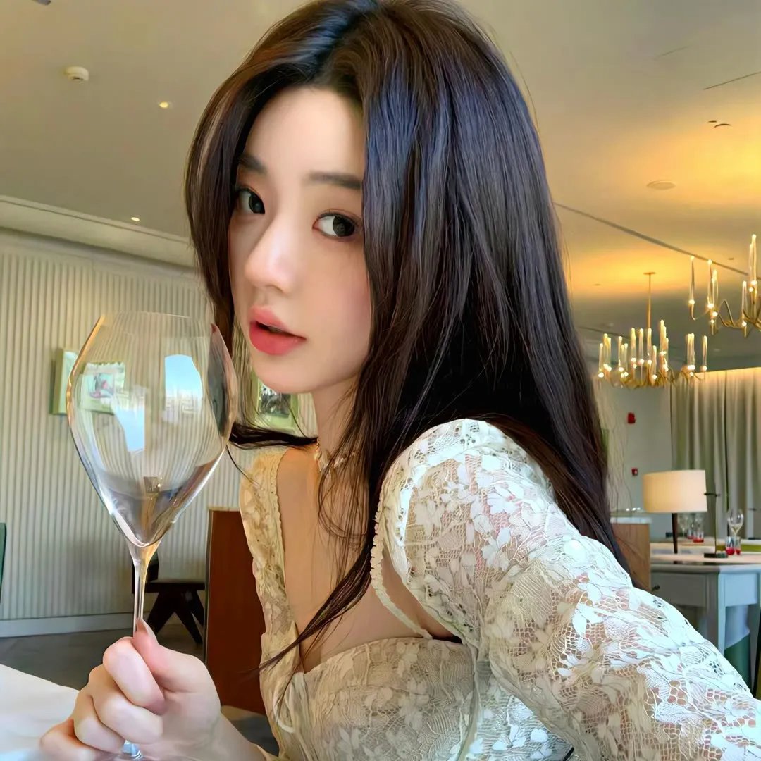 苦妹.丧姐.连环图 在线观看